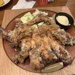 Uma Karaage to Izaka Meshi Miraizaka Akita Ekimae Ten - みちのく清流若鶏のグローブ揚げ