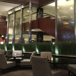 Atrium Lounge - 店内