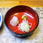 Teuchi Soba Choujuan - おろし付きの薬味三種