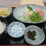 Momijiya - えんがわねぎとろ定食　900円