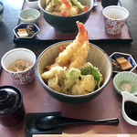 壺井 - 大海老天丼。