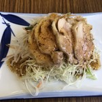 Taiwanese Kyuryukaku - 2019/09/26
                        ランチ 680円+税＝734円
                        豚骨台湾ラーメン 青椒肉絲 蒸し鶏サラダ ライス
                        アイスコーヒー