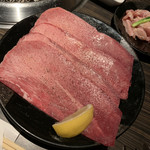 和牛焼肉 勢 本館 - 