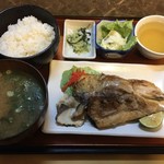 市松庵 - はまちアラ塩焼 一品付定食