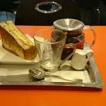 illy Cafe Yurakucho Itoshia Ten - 