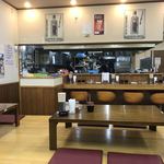 Teppan Ou Chikushino Ten - 店内をパシャ
                      平日の１８時