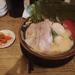 横濱家系ラーメン 神山 - 