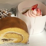 Patisserie Kajiwara - ケーキ３種（1210円）