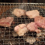 Sumibiyaki Horumon Hachibee - 焼き焼き♪