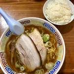 Nagao Chuka Soba Kanda Ten - こく煮干しとあっさりのハーフ&ハーフあっこく800円にライス＋100円