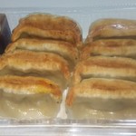 Kin'yu Gyoza Bo - 野菜餃子8個 420円(税込)