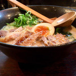 Ramen Hongotei Efu Shichikusa Ten - 白湯らーめん