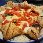 Pizzeria da peppe NAPOLI STA'CA" Kamiyachoten - ピザ