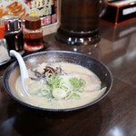 Tenjin Ichiban Tei - とんこつラーメン