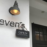 seven's cafe - 高砂、旧R250「小松原」交差点北西すぐの住宅街にあるダイニングカフェです（２０１９．１１．２２）