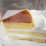 カフェ・ド・クリエ - プリンショートケーキ(421円)