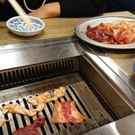 Horumon Yaki Jingisukan Yaki Yokohama no Taishu Yakiniku Kamiokaekimaeten - 