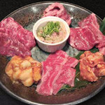 肉料理 春祺廊 - 春祺廊満喫盛り合わせ