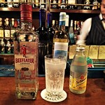 AZABU BAR - BEEFEATER Tonic　