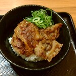 カルビ丼とスン豆腐専門店 韓丼 -                カルビー丼　ミニ　380円