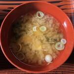 ちくごや - かつ丼に付いてきた味噌汁