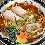 中華そば 富いち - 醤油ラーメン700円