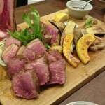 肉屋うたがわ - Ｔボーンビステッカ、解体