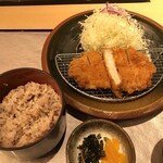 Tonkatsu Futaba Nihama Ten - 