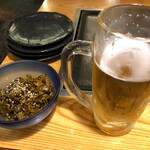 Tekoichi Kobe Ten - 生ビールと辛子高菜