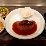 ステーキハウス 牛の松阪 - はんばーぐ 200g《ライスはガーリックライスへ変更》【Dec.2019】