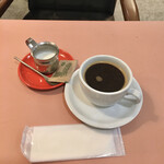 anthrop.Espresso&Comfort - モーニングセット650円、目玉焼きトッピング+150円