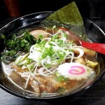 Hokkaido Ramen Haru - 味玉醤油ラーメン　790円　不思議な味わいのスープで旨い