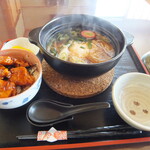 Shokujidokoro Kaikou - 鍋焼き定食（鶏丼）