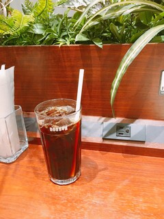 DOUTOR Kamata Aromasukuea Ten - ブレンドコーヒーS(アイス)