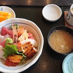 和食の小島 - おもてなし丼