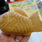 Taiyaki Honpo - もち入りたい焼(100円)(2011/01/22)