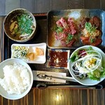 Sosaku Yakiniku Kobe Gyuno Takumi - 