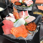 Uotaro Hamayaki BBQ Hon Ten - 