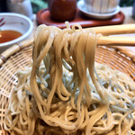 Shinshu Soba Murata - 蕎麦はかなり細切りで口当たり良く穀物の香りもね〜