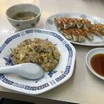 Suimei - 餃子定食