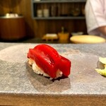 Gotanda Sushi SUSHI TOKYO 81 - 本鮪　赤身（勝浦）