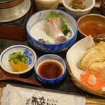 Suishin Ionmo-Ru Hiroshima Fuchu Ten - 釜飯にしました。