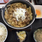 Yoshinoya Oogaki Ten - 牛の鍋焼き御膳