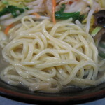 やっぱりラーメンがすき やじろべえ - タンメンの麺