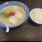 Noko Toripaitan Ramen Mensho Nabesuke Machida Ten - 濃厚白湯ラーメン￥800、小ライス￥100