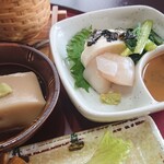 Shinono Yuki - ごま豆腐、ホタテ刺身