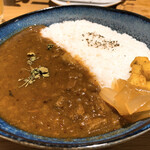 マンダリン - 牛すじ煮込みカレー