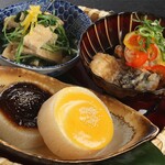 Sanchoku Sengyo to Takitate Donabe Gohan no Izakaya Ichiba Koji Ionmo-Ru Kyoto Katsuragawa Ten - 