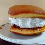 Dorayaki no Doraya Inawashiro Ten - 定番の「生どら焼き」