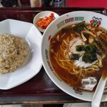 Chinese Kiraku - ラーメンセットA(ラーメンと半チャーハン)750円(税込)